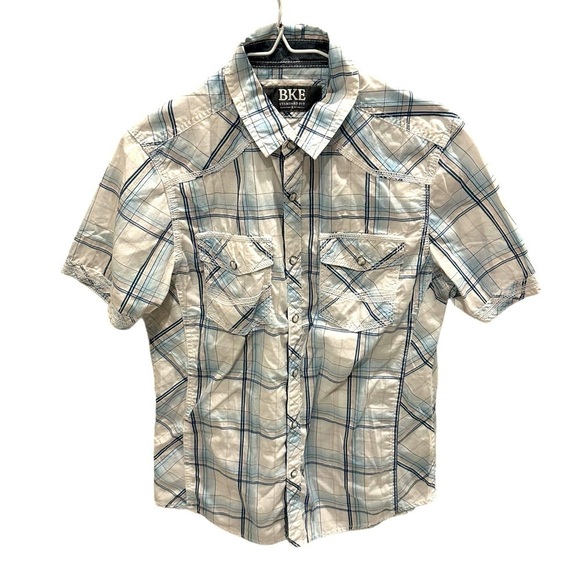 BKE Buckle Plaid Pearl Snap Short Sleeve Western Shirt Size Small Standard Fit - Picture 1 of 3